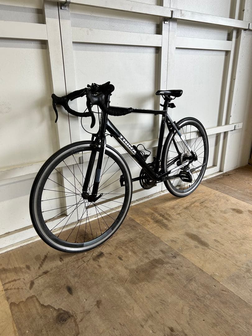 TRINXロードバイク SHIMANO 24段変速 ブラック