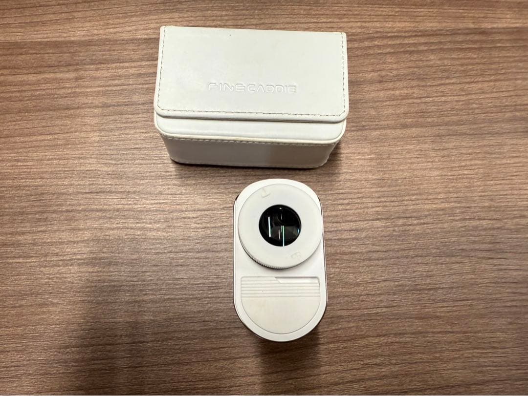 美品　FINE CADDIE J3 ゴルフ用レーザー距離計　ケース付き