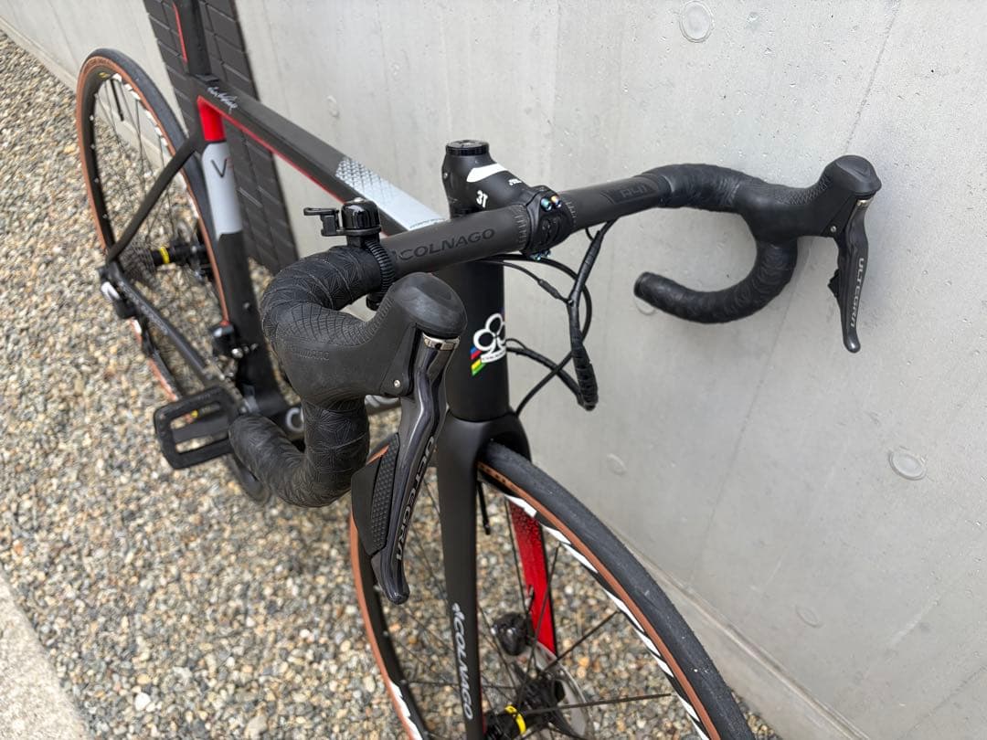 コルナゴCOLNAGO V3 DISKアルテグラULTEGRA DI2 11速