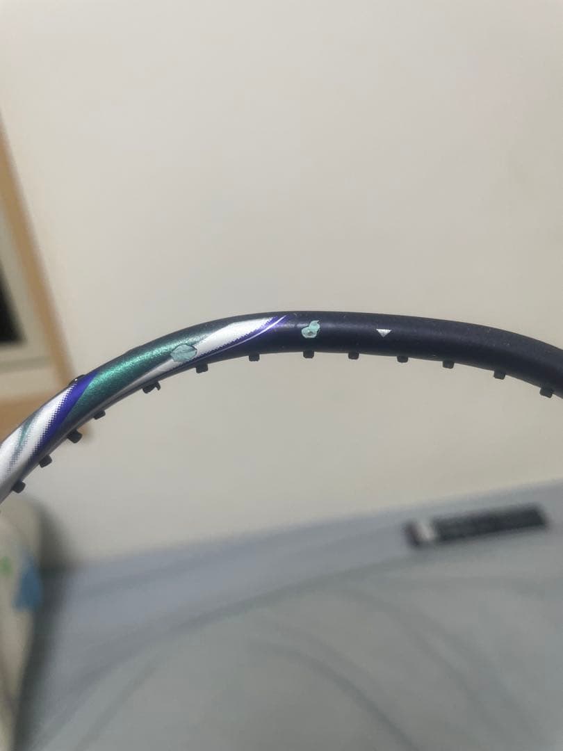Astrox 100 ZX バドミントンラケット　4U