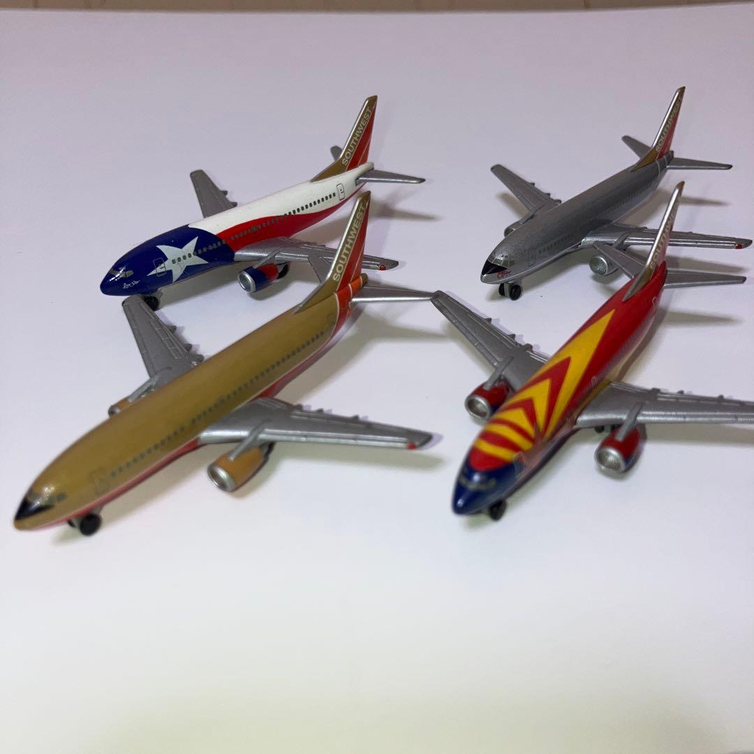 【4機セット】サウスウエスト航空 B737-300 ヘルパウィングス1/500