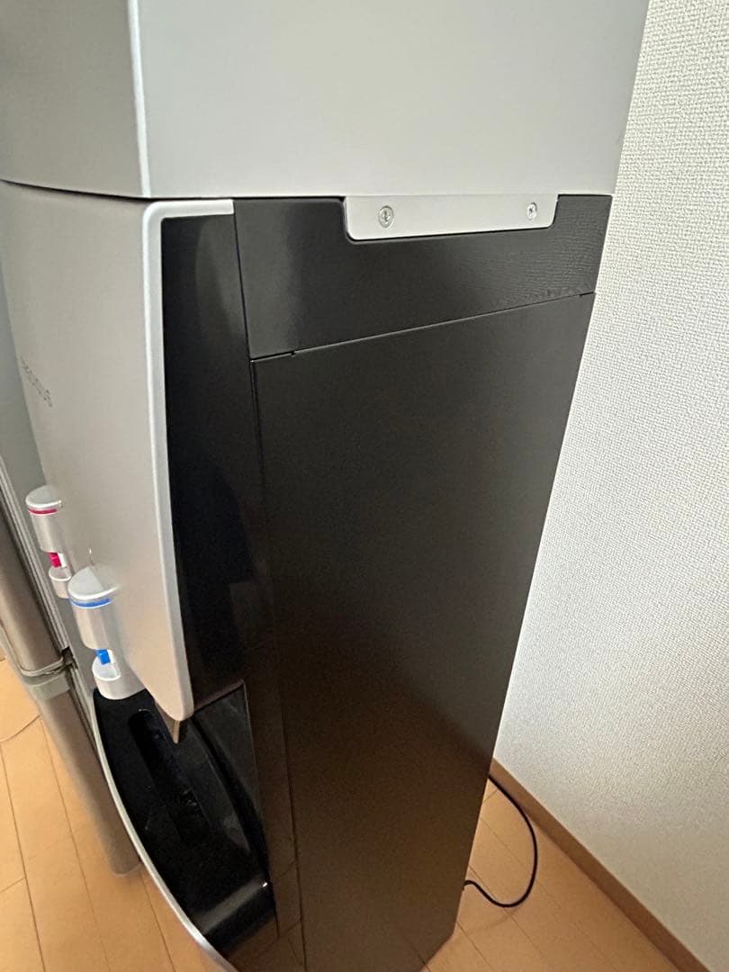 【新品ニードル配管付き】FRECIOUS ウォーターサーバー