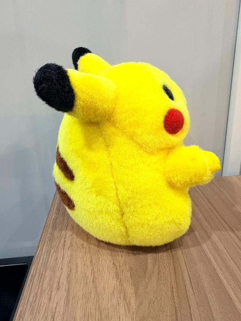 【美品】初期ピカチュウ TOMY ぬいぐるみ ポケモン