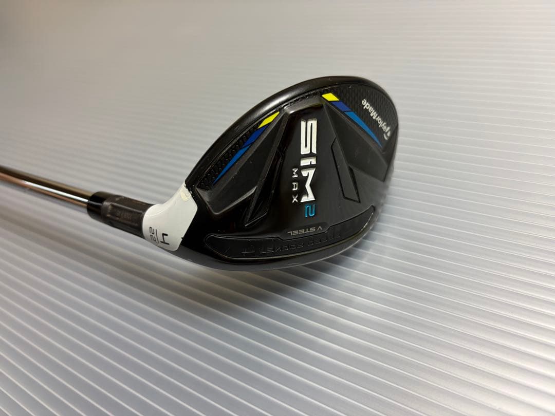 SIM2 MAX 4番ユーティリティ 22度