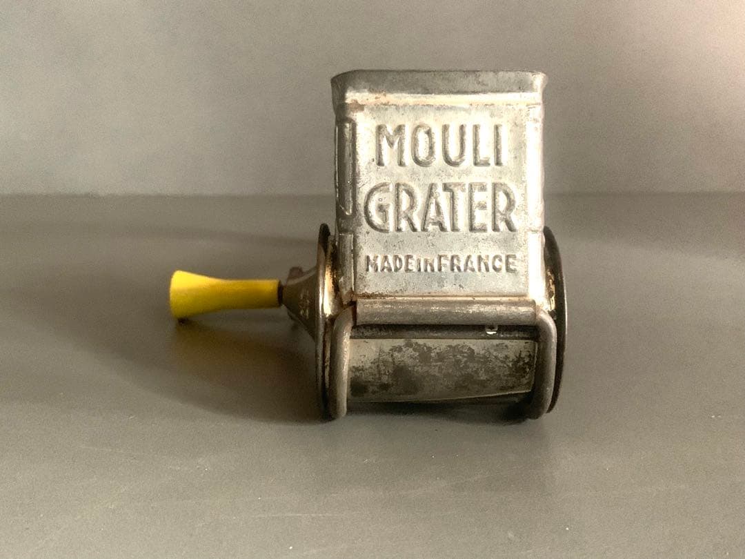 フランス ブロカント Moulinx社 チーズグレーター チーズおろし器
