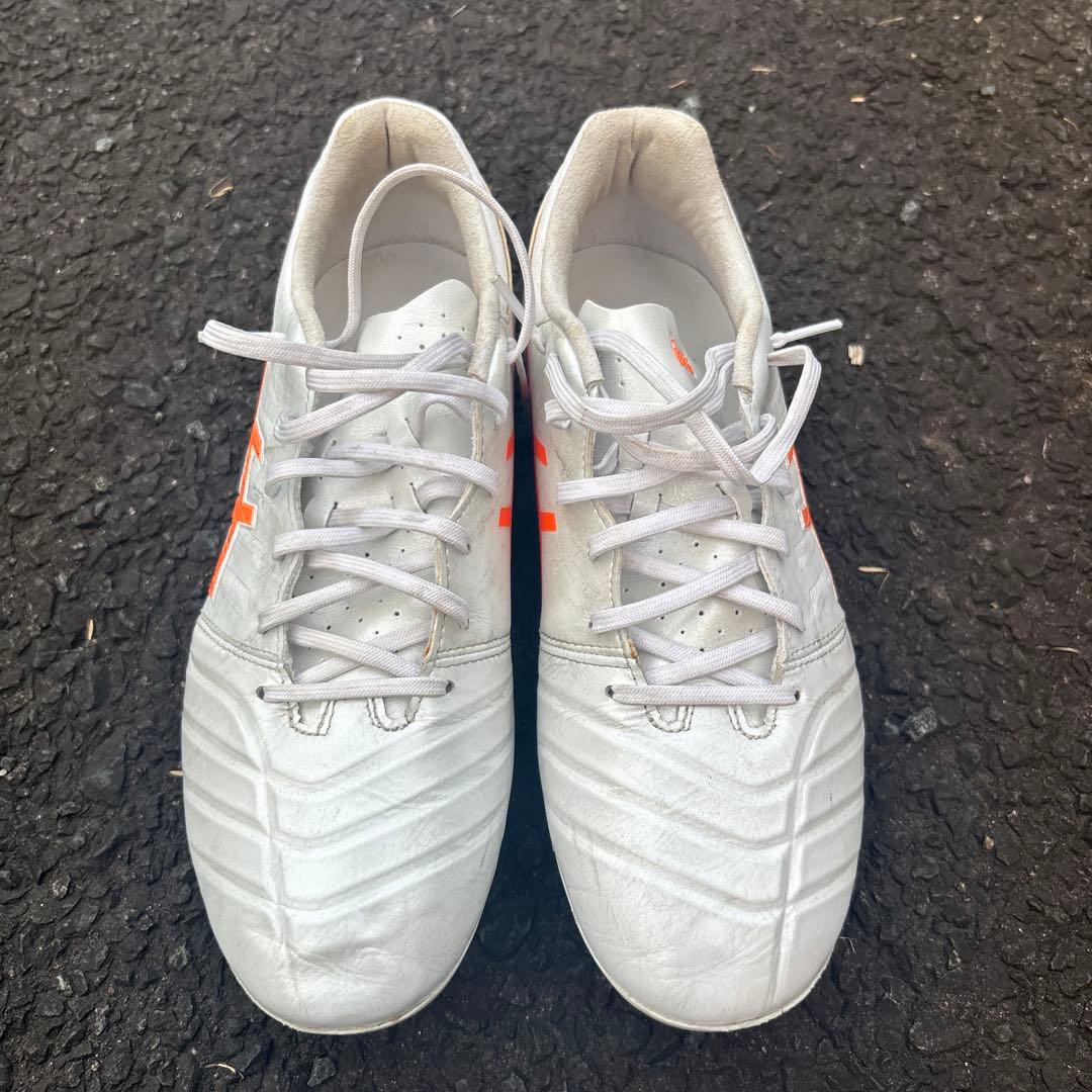 ASICS サッカースパイクDS LIGHT シューズ ホワイト/オレンジ