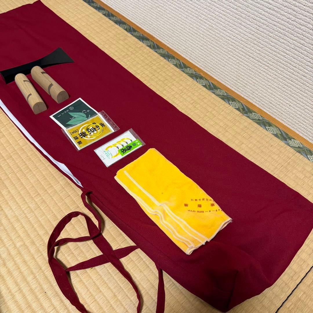 美品　津軽三味線　紅木 東さわり付 棹2.9mm 犬皮 三分割 竜胆金具　ケース