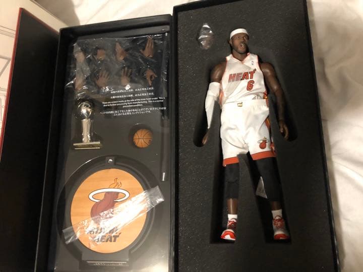レブロンジェームズ フィギュア 1/6 エンターベイ nba  NBA