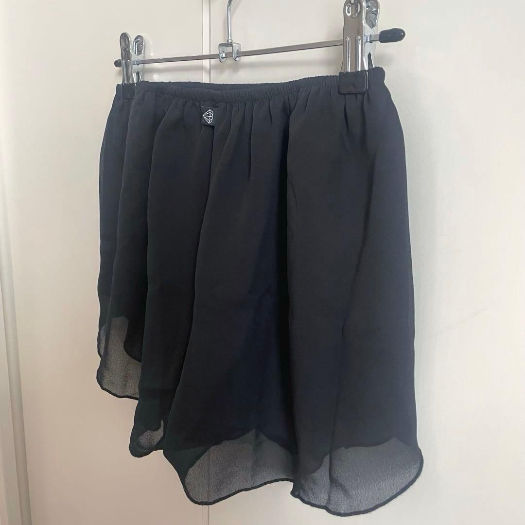 【美品】スカート風 バレエ ショートパンツ S 黒 お尻が隠れる 希少