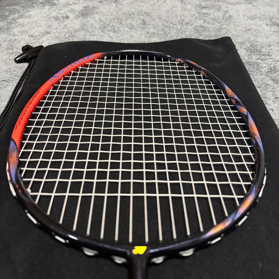 【美品✨】アストロクスASTROX 77 PRO バドミントン3UG5 ケース付