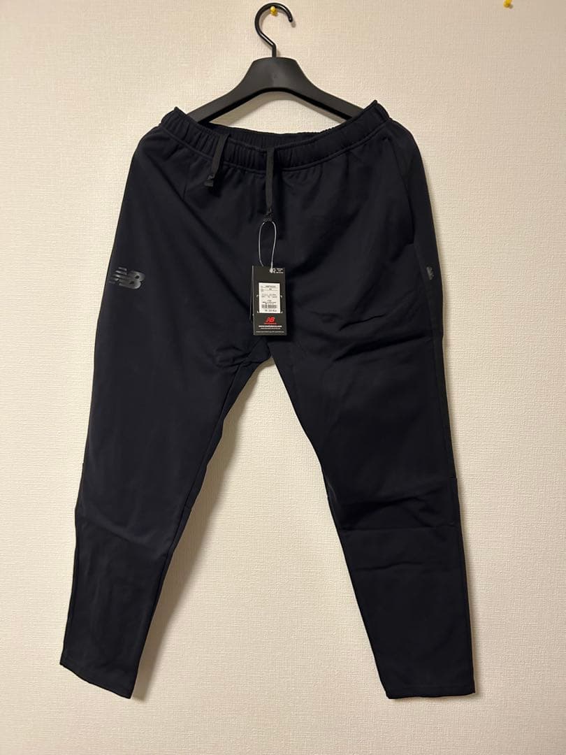 New Balance ブラックジャージセット 新品未使用　ＸＬ上下セット