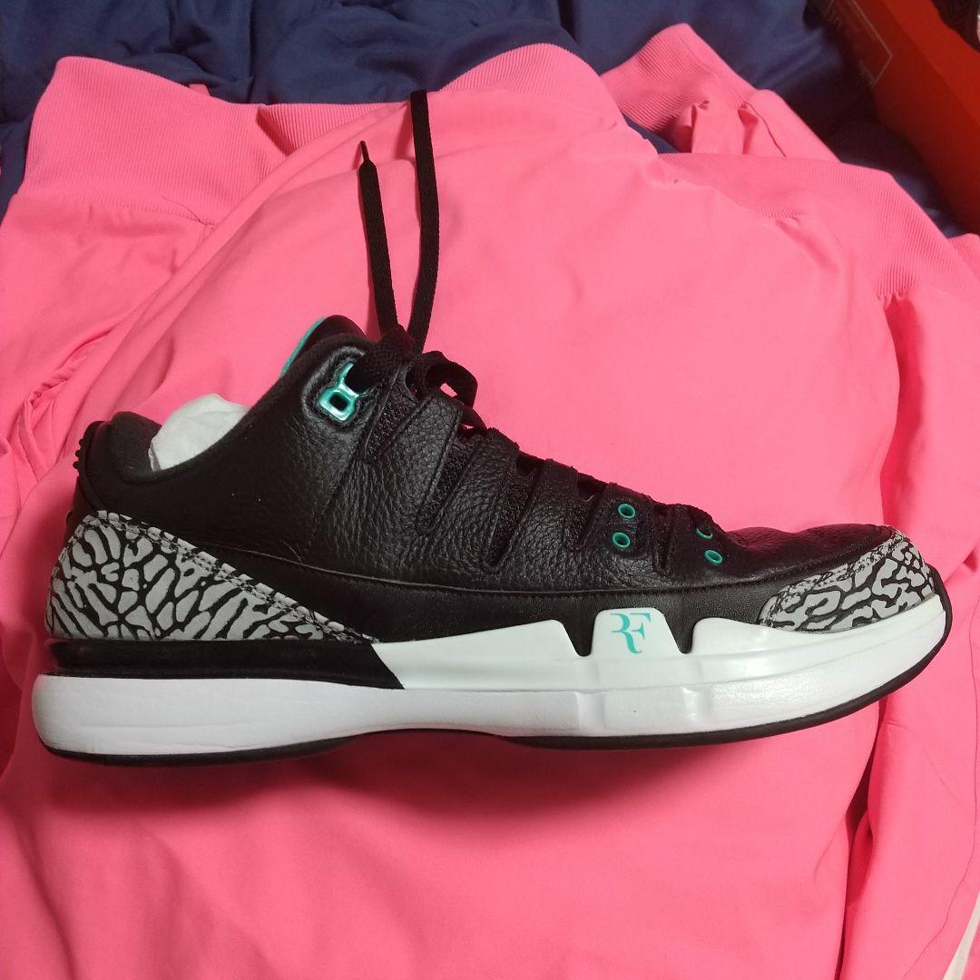 新品フェデラー着用モデルNike ZOOM VAPOR RF x AJ3