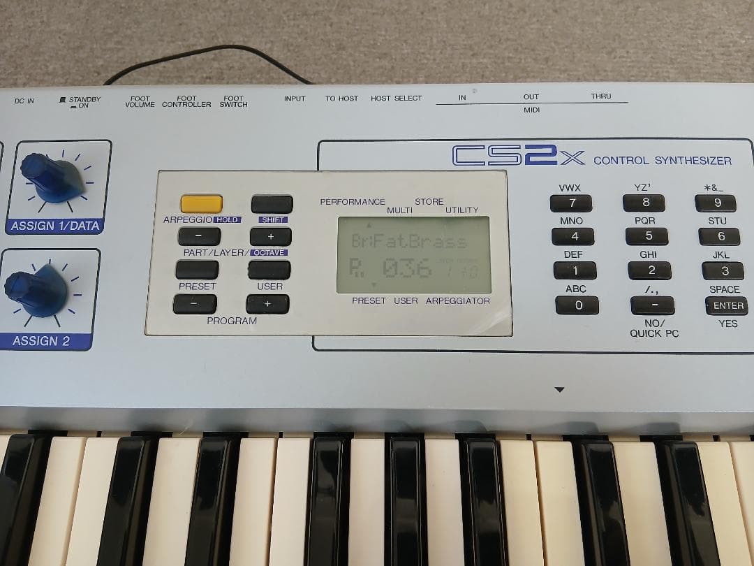 ◆ YAMAHA ◆　シンセサイザー　CS2X 動作確認済