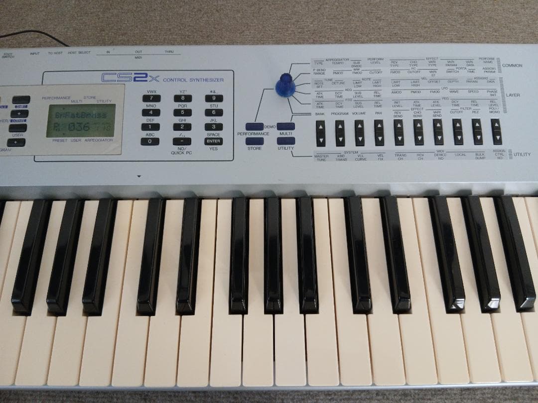 ◆ YAMAHA ◆　シンセサイザー　CS2X 動作確認済