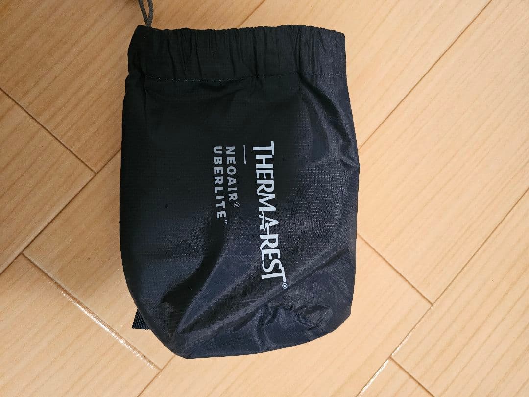 THERMAREST ネオエア　ウーバーライト（スモール）