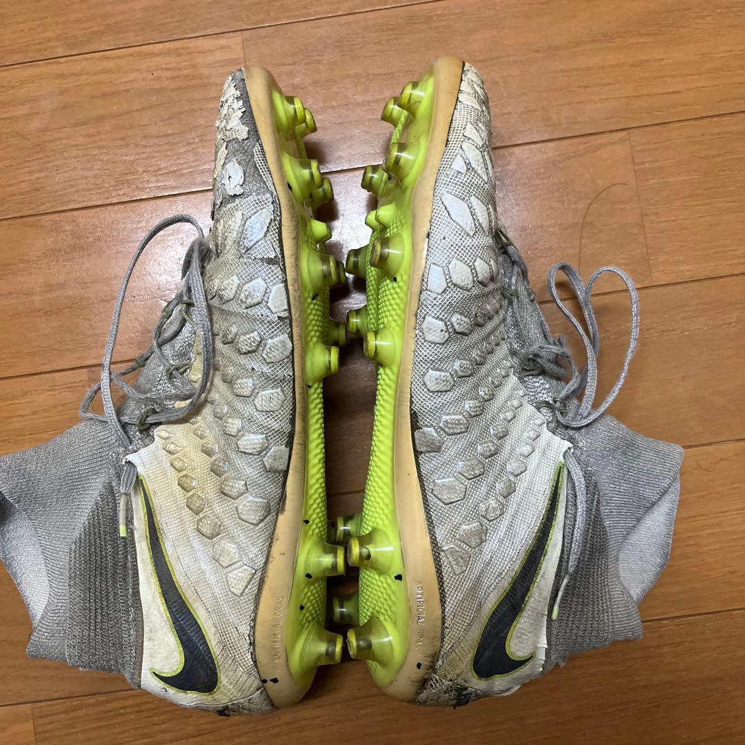 NIKEサッカースパイク　ハイパーヴェノムAG 26cm