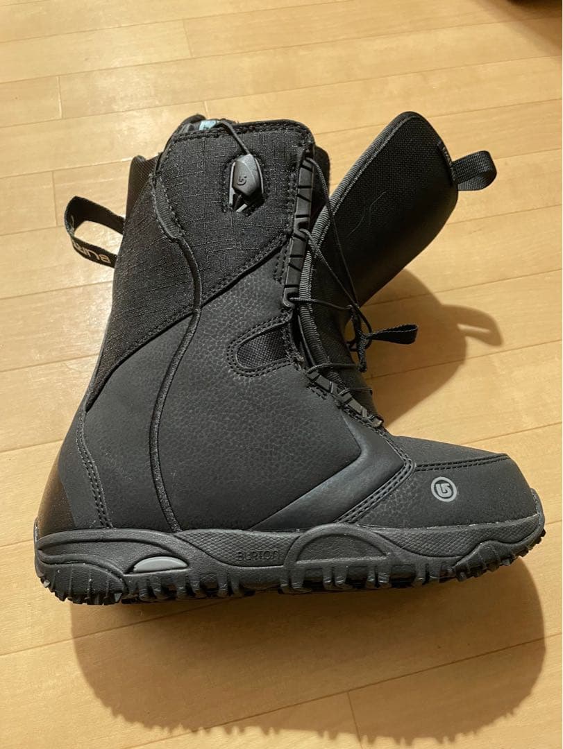 エメラルドアジアンフィット❣️BURTON  23センチ　黒スノボーブーツ