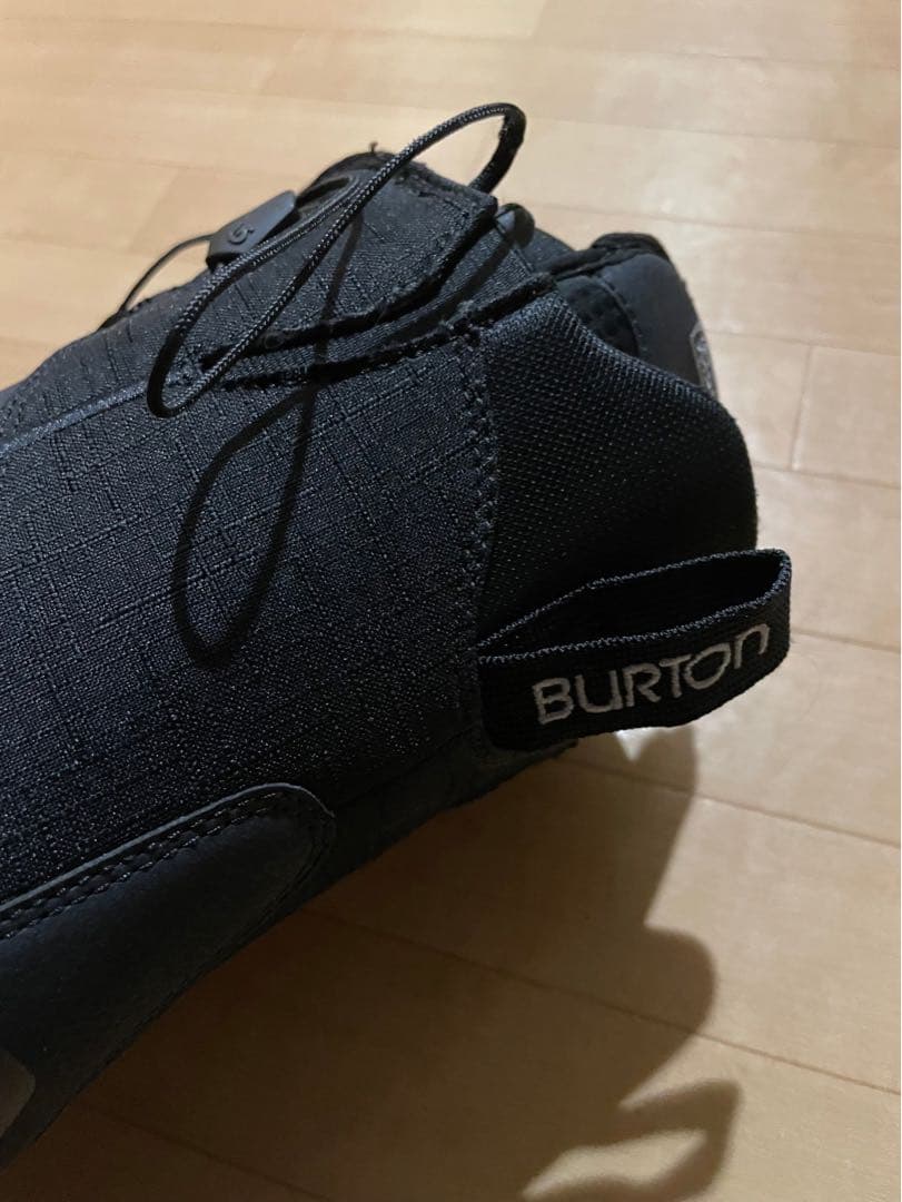 エメラルドアジアンフィット❣️BURTON  23センチ　黒スノボーブーツ