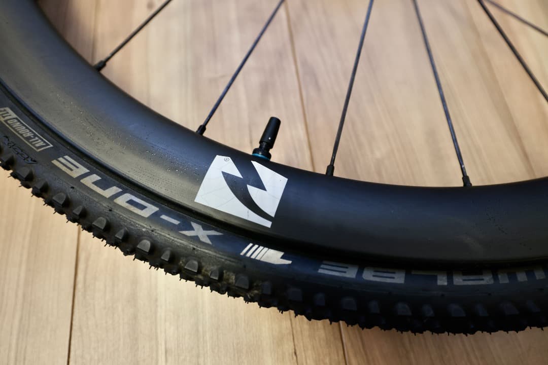 REYNOLDSカーボンホイール ASSAULT LE 41mm 1512g