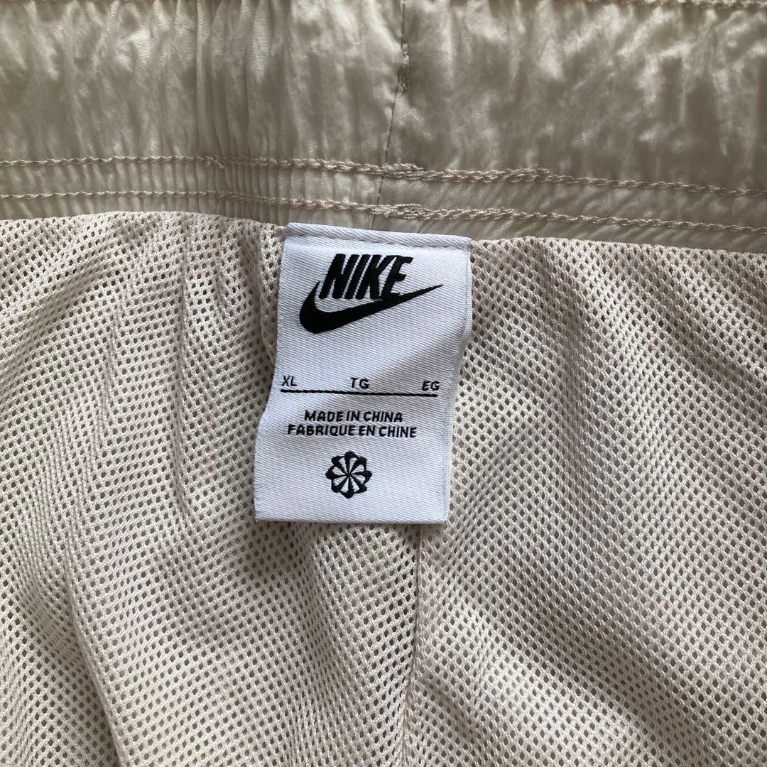 Nike ウィンドブレーカー XL ホワイト