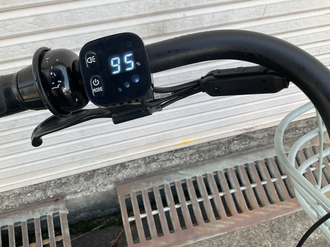ブリヂストン最新機種電動アシスト自転車ビッケ前24.後20インチ ミントボディー