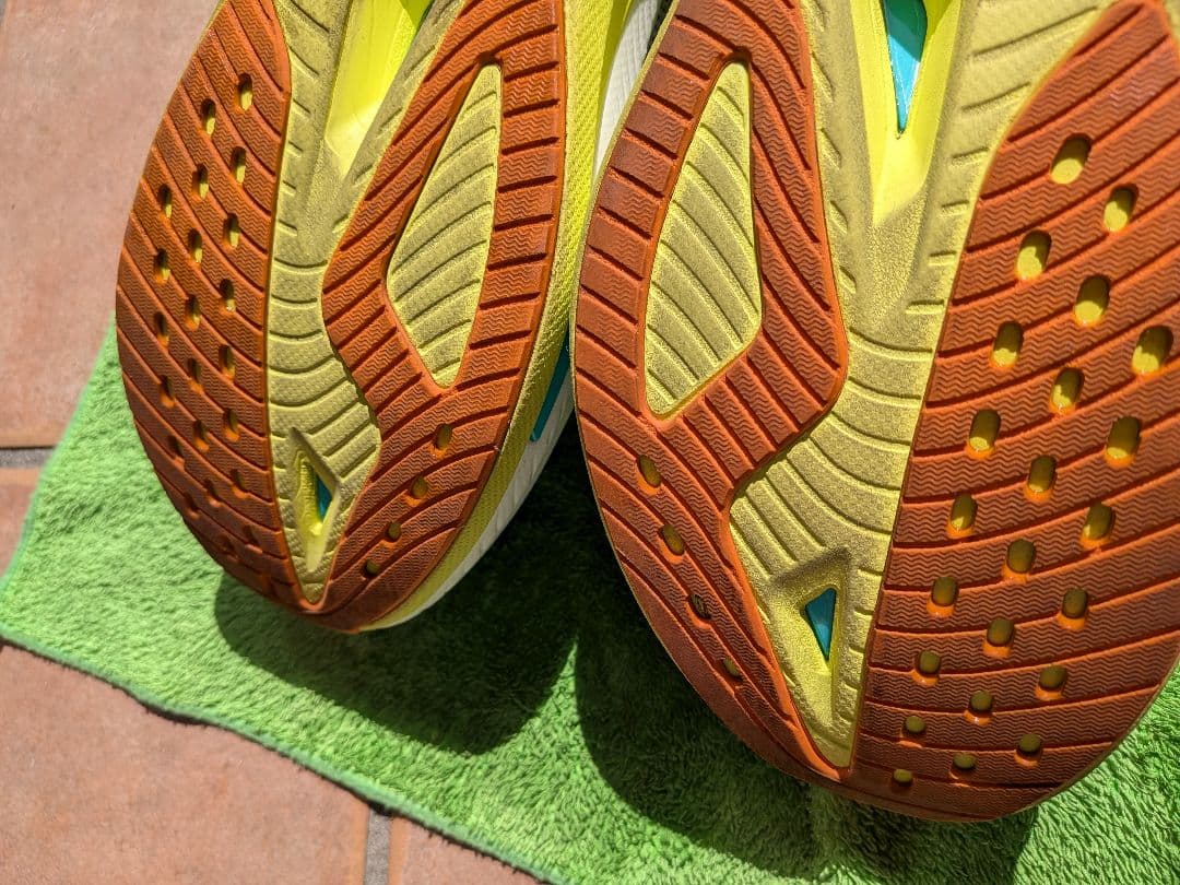 【美品】HOKA マッハX2 27cm