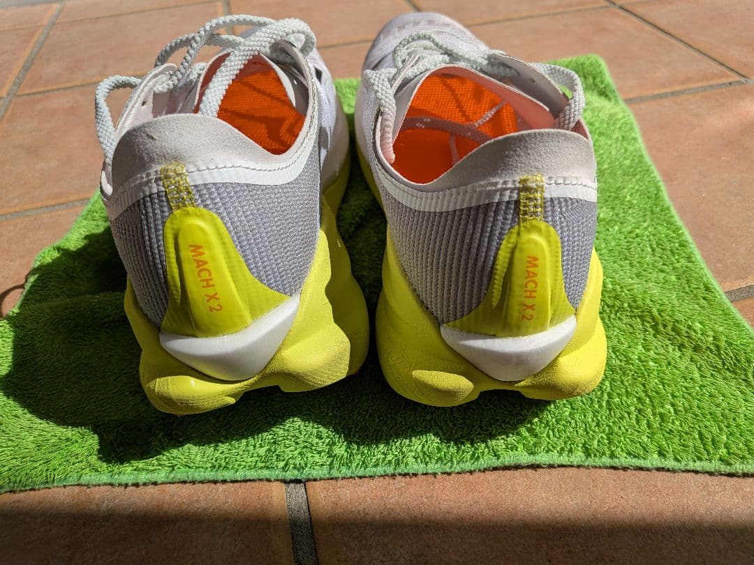 【美品】HOKA マッハX2 27cm