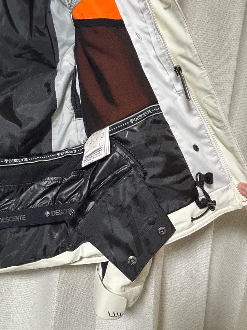 DESCENTE デサント スノーボードウェア スキーウェア 上下セット M