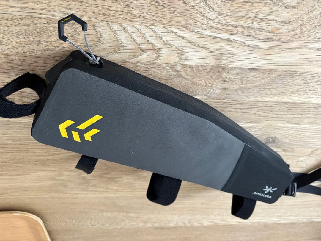 APIDURA バックカントリーロングトップチューブパック
