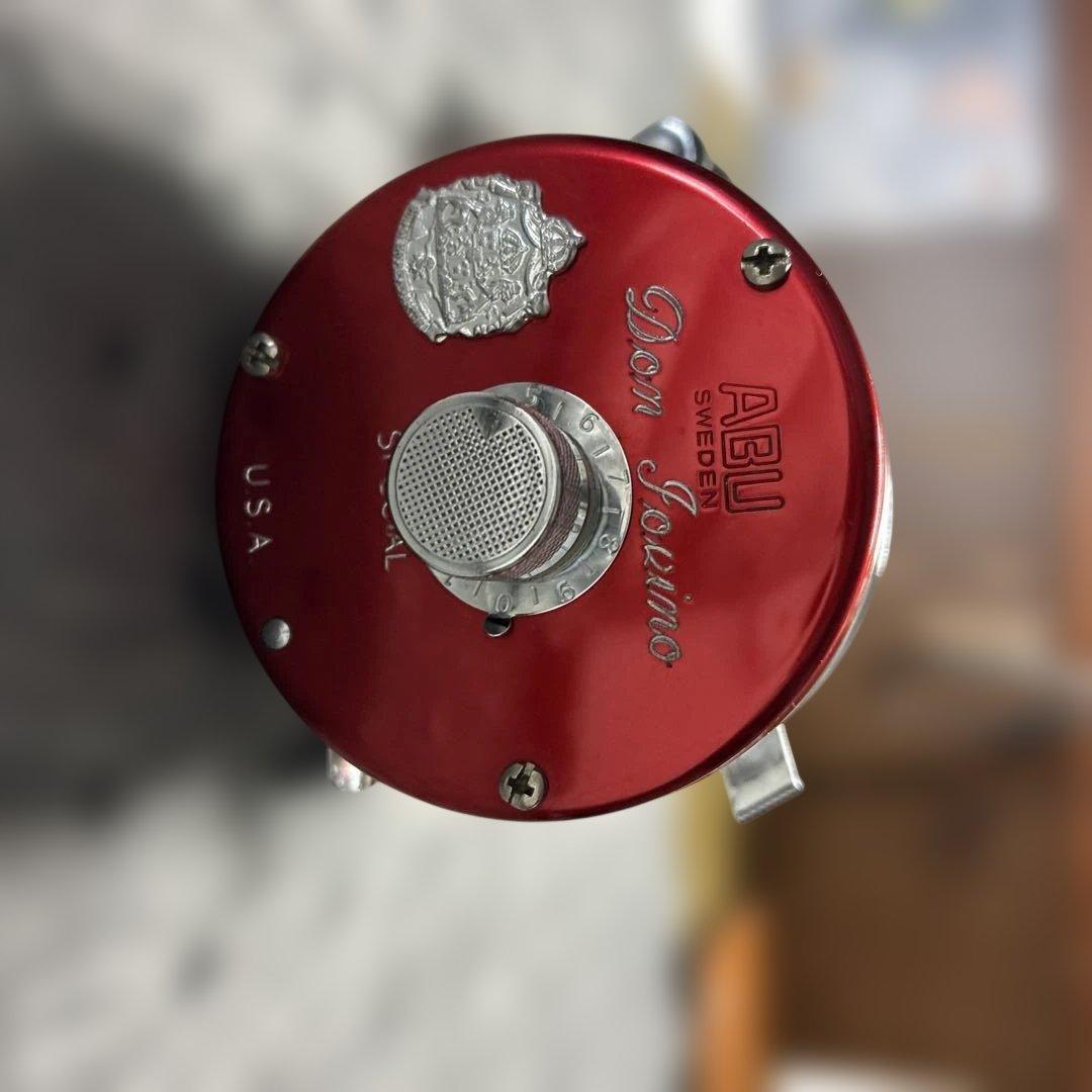 CUSTOM MADE4500CDーRED べイト リール