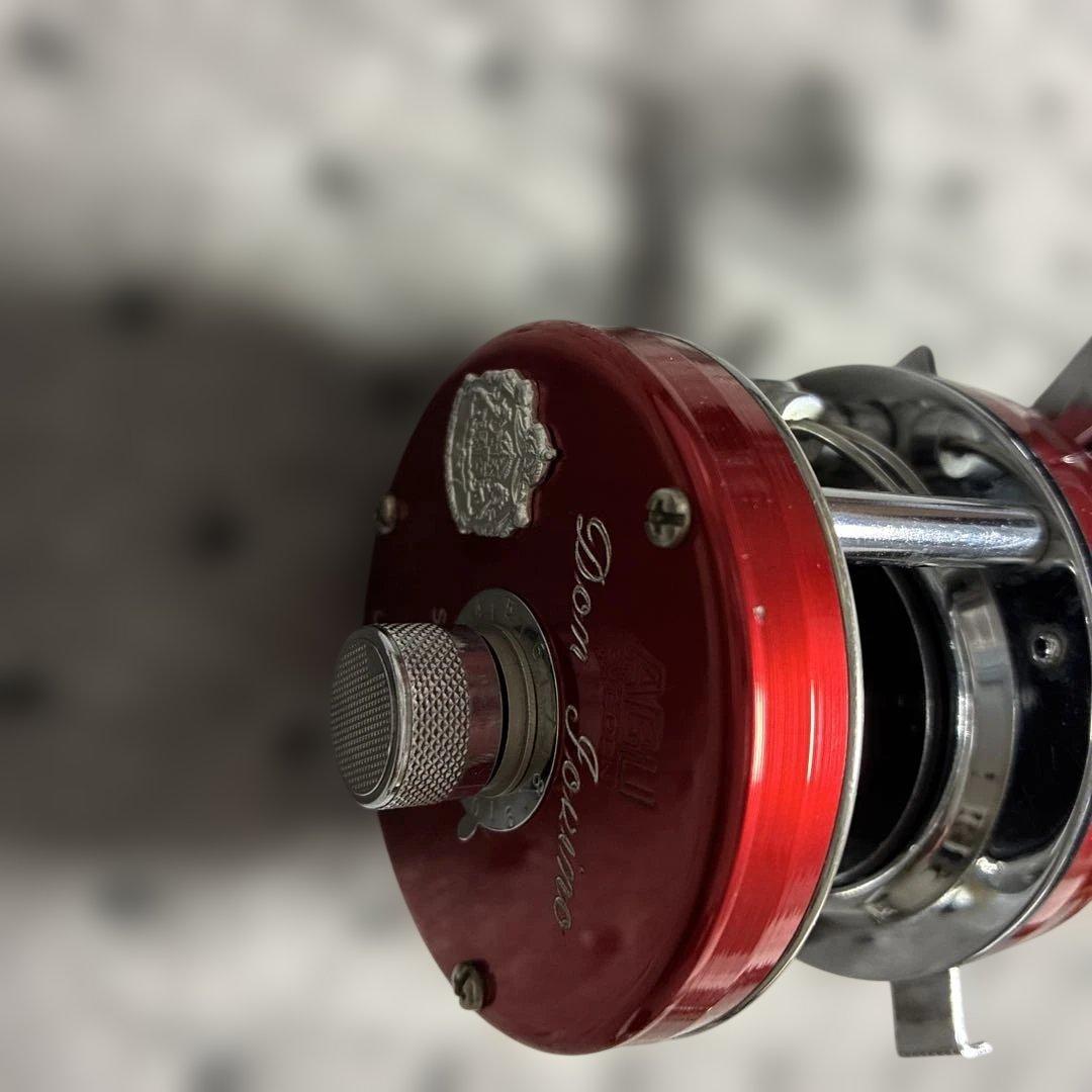 CUSTOM MADE4500CDーRED べイト リール