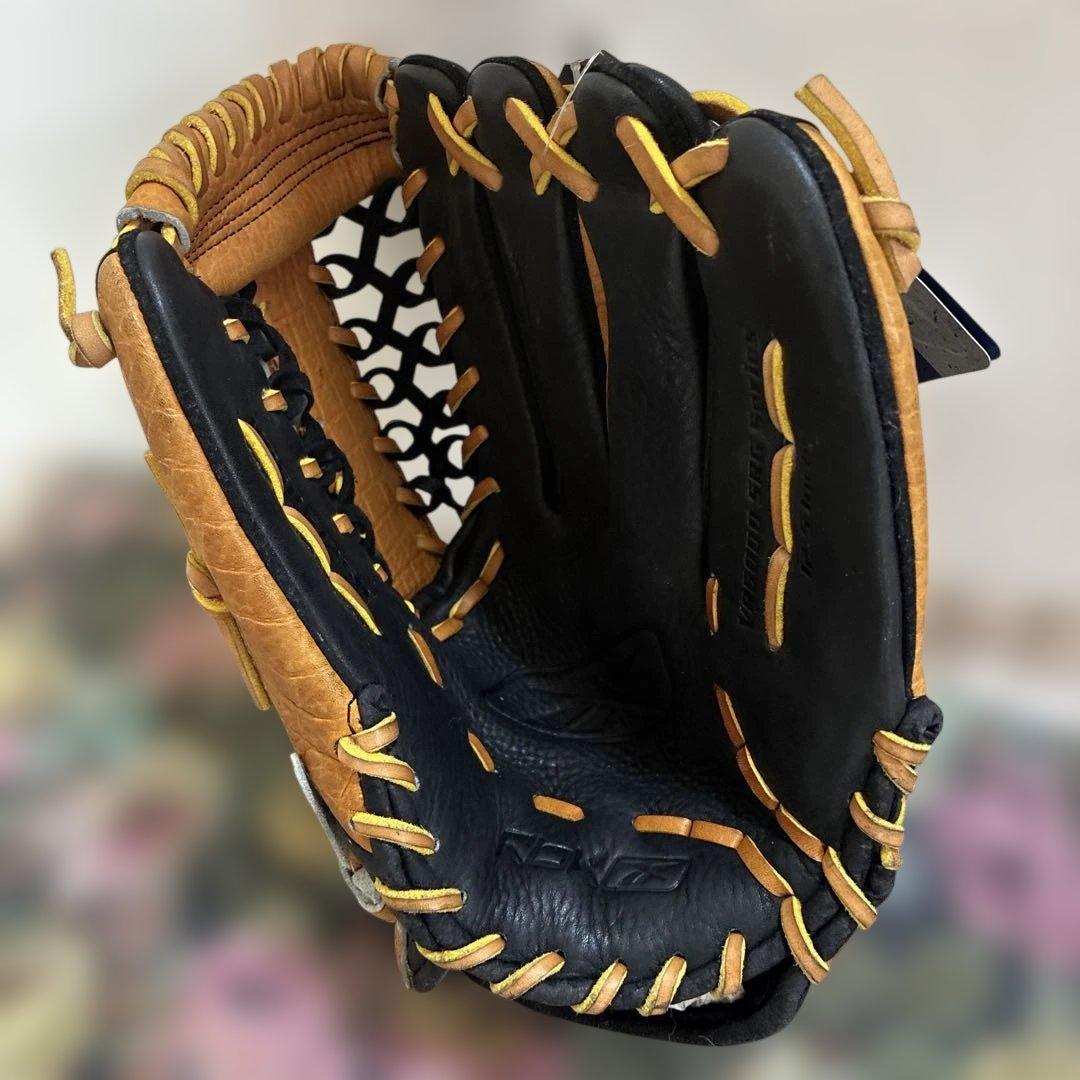 Reebok VR6000 SRG BALLGLOVE SERIES タグ付き