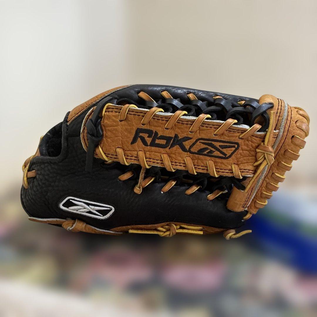 Reebok VR6000 SRG BALLGLOVE SERIES タグ付き