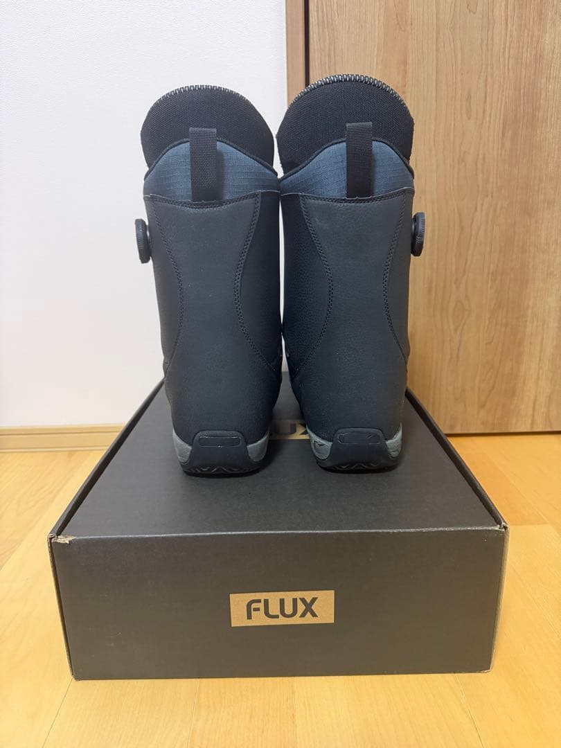 FLUX NF-BOA 24.5cm スノーボードブーツ 箱あり 使用10日程度