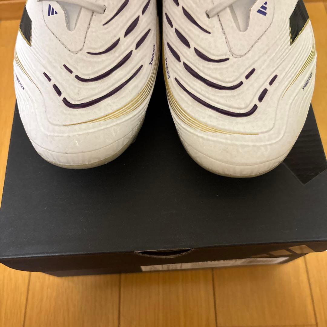 adidas プレデター HG/AG ホワイト/ゴールド/ブラック