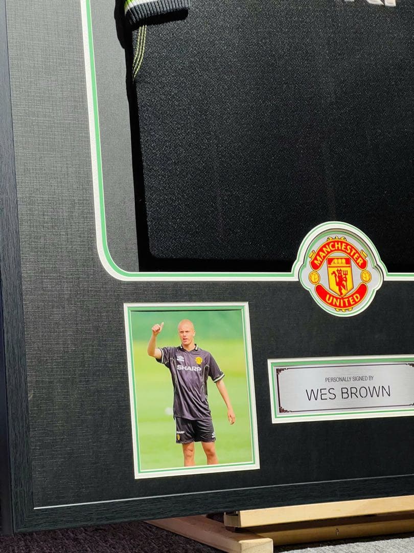 Wes Brown サイン入りシャツ フレーム付き
