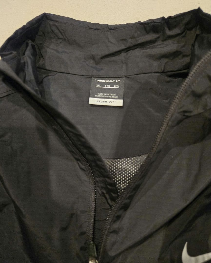【美品】 NIKEGOLF レインウェアSTORM-FIT（Black/XXL）