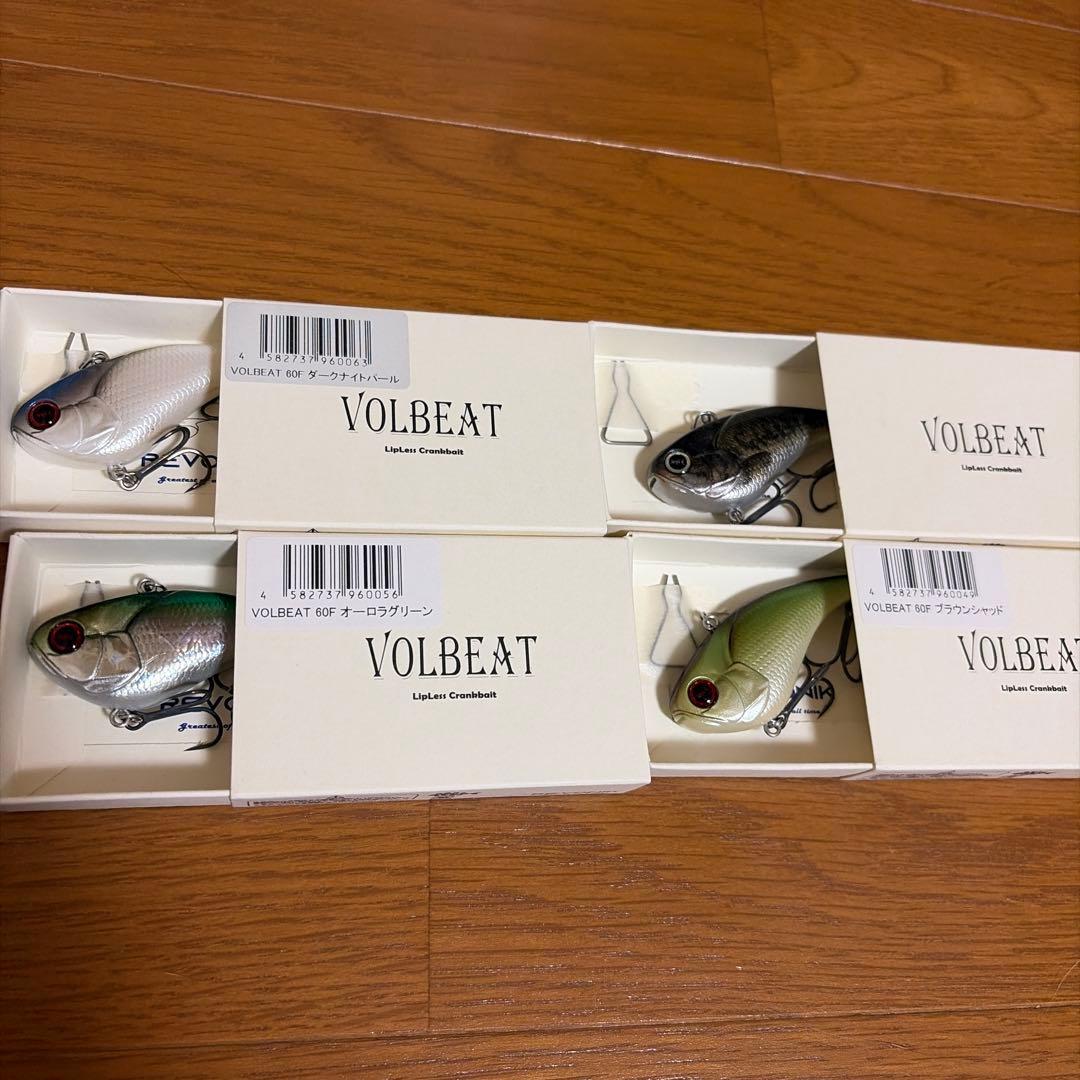 レヴォニック　ルアーまとめ売り