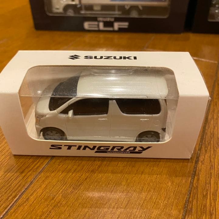 HUSTLER,STINGRAY,Jimny,ELF ミニカー　未開封
