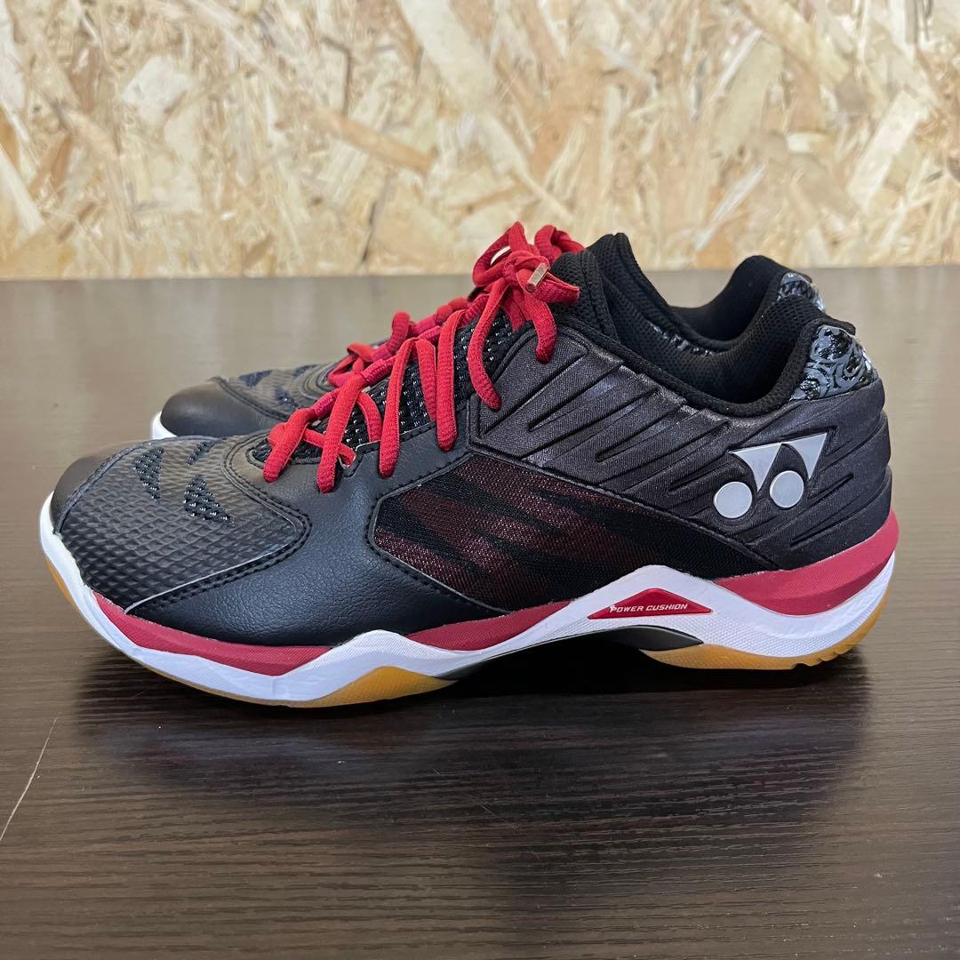 【美品】YONEX バドミントンシューズ　パワークッション　26.0cm