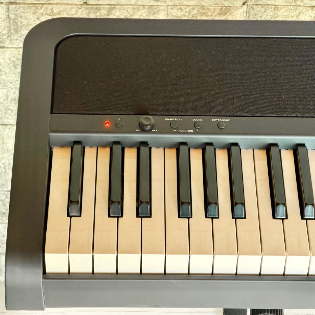 KORG B2 ナチュラル・ウェイテッド・ハンマー鍵盤搭載