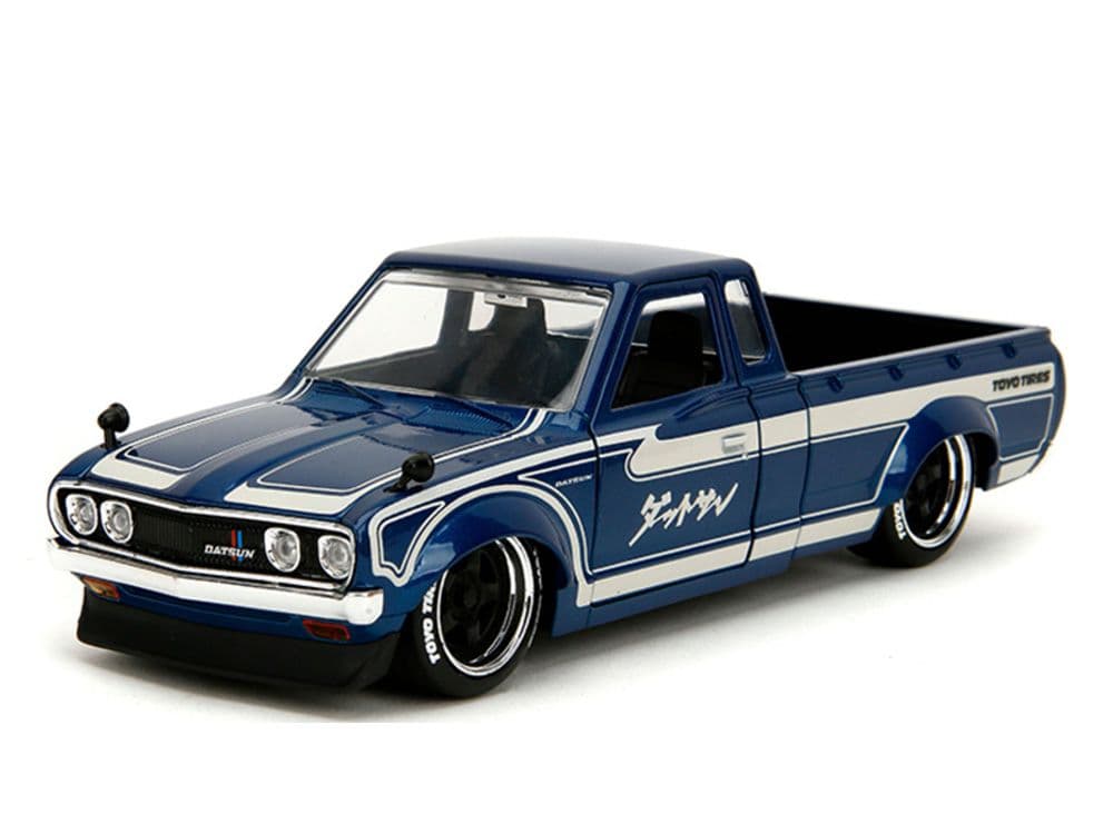 JDM チューナーズ　1972 ダットサン　620 ピックアップ