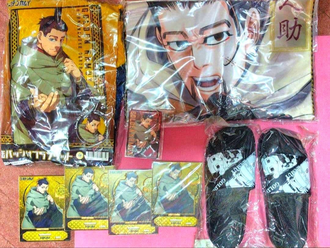 【8点セット】ゴールデンカムイ ブランケット 木製 スタンド尾形百之助大判タオル