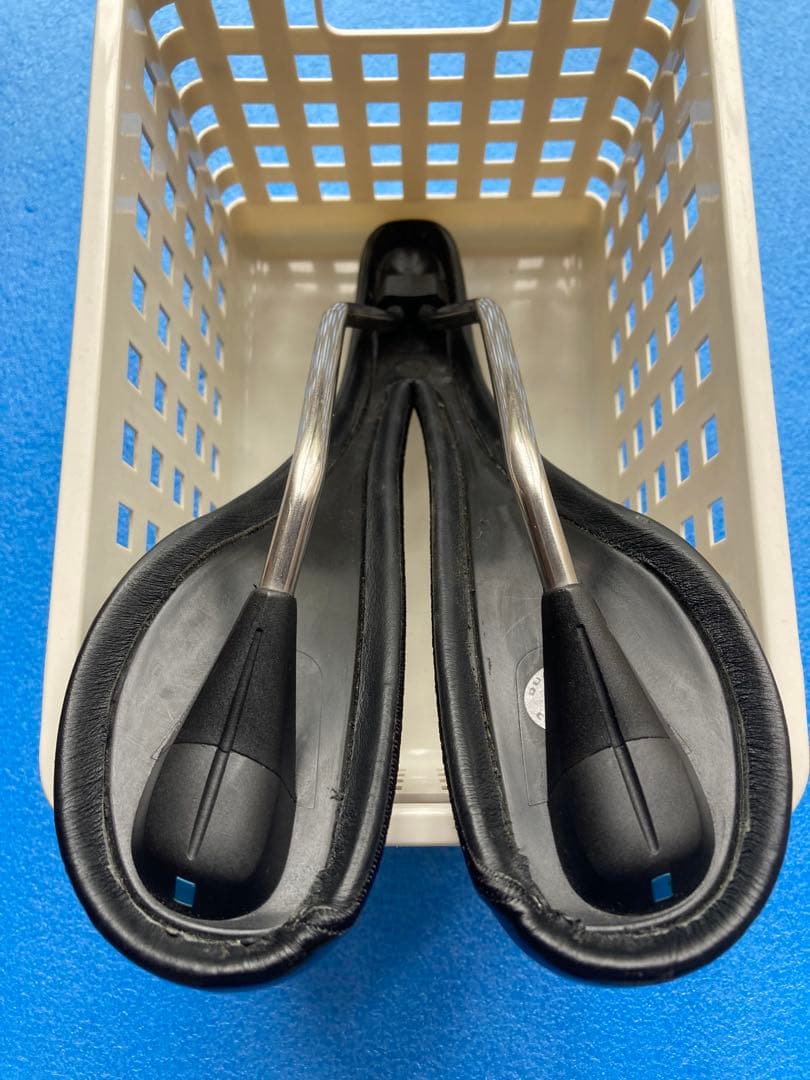 SELLE ITALIA セライタリアサドル　SLK