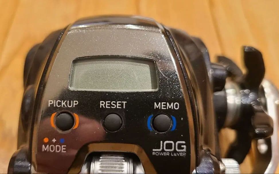 Daiwa LEOBRITZ 200J 電動リール