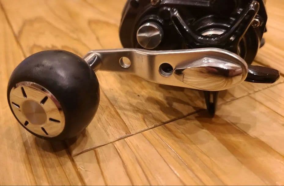 Daiwa LEOBRITZ 200J 電動リール
