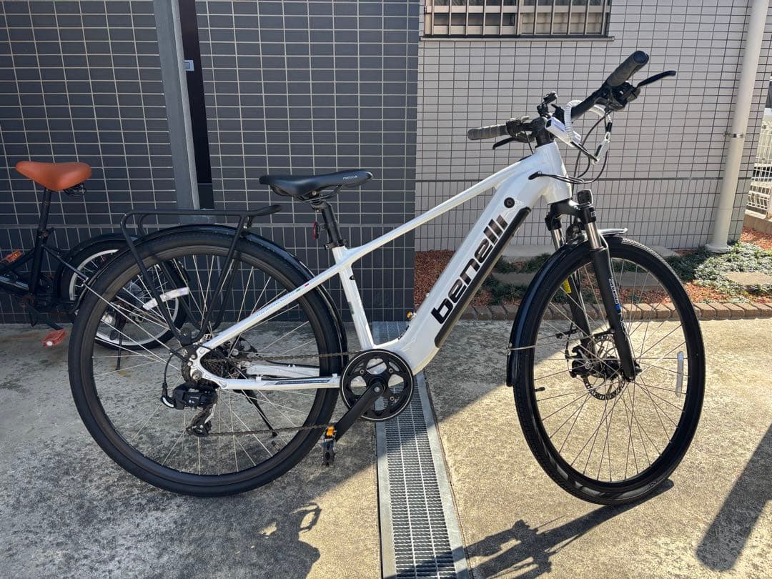HANTER　Benelli ベネリ MANTUS 27 TRK ホワイト