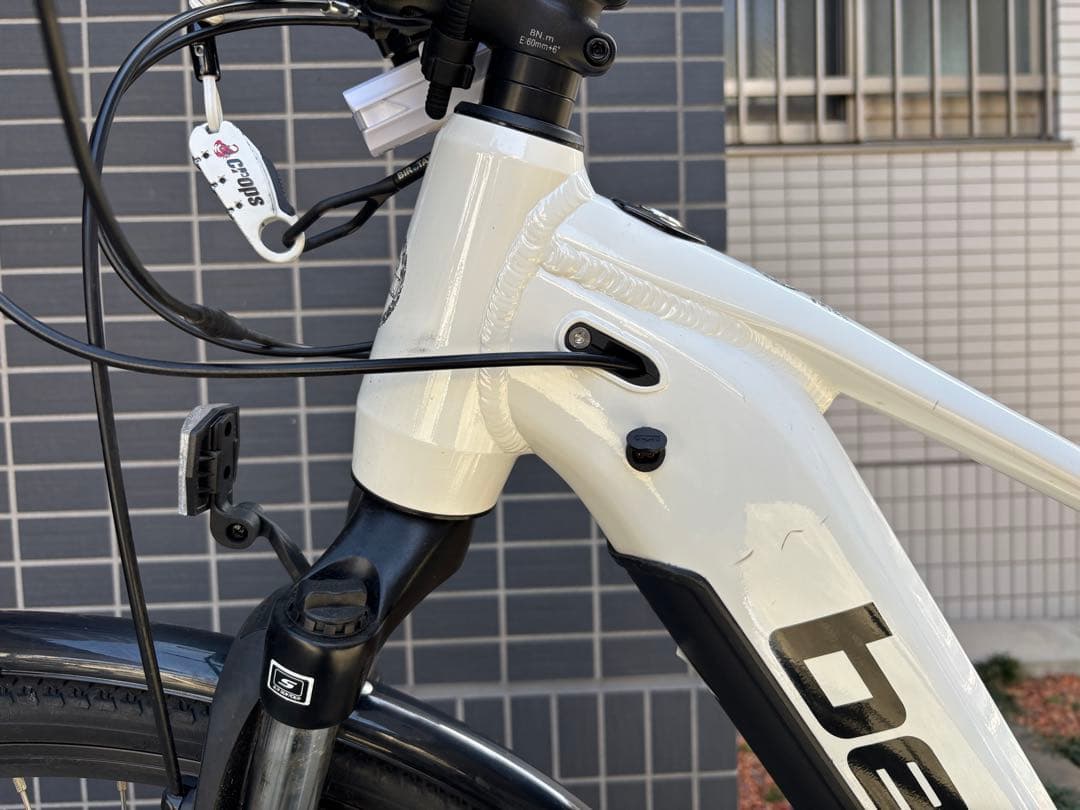 HANTER　Benelli ベネリ MANTUS 27 TRK ホワイト
