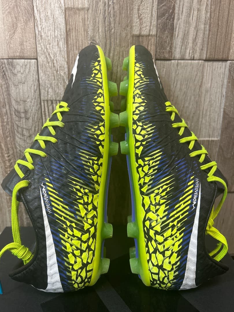 おぱんち　NIKEハイパーヴェノムHG