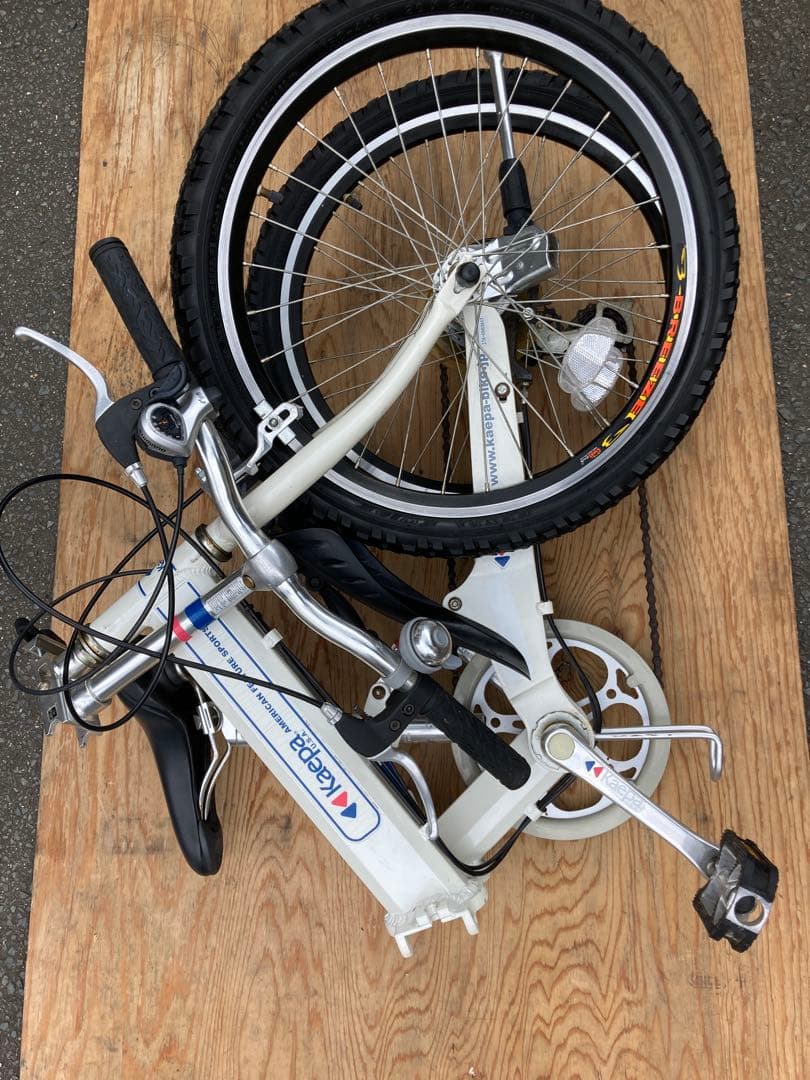 おまけ付き 送料込み Kappa 折りたたみ自転車 6段変速 ホワイト